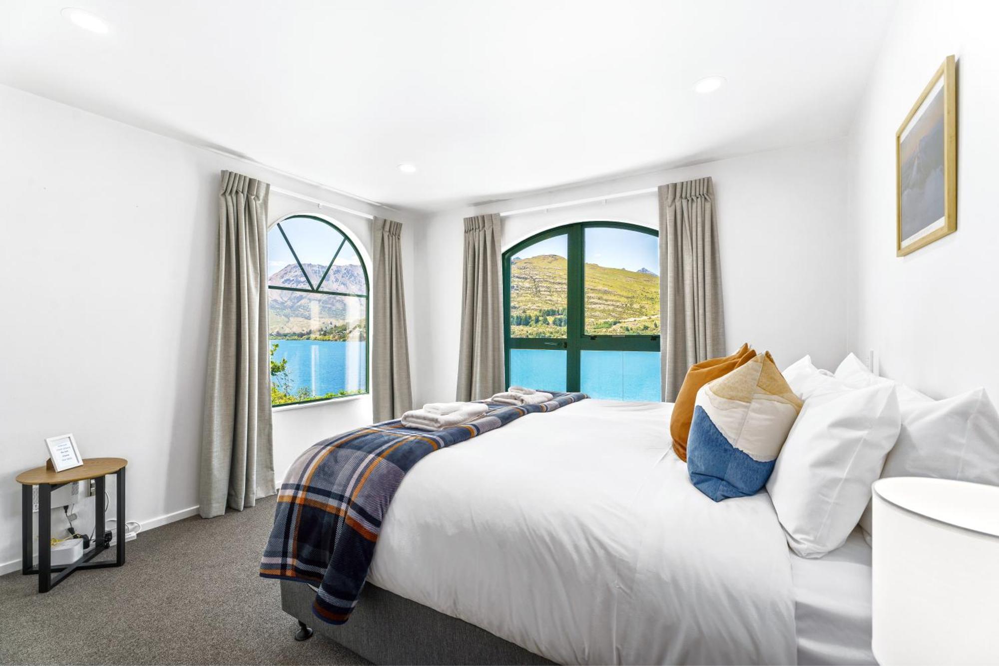 Lakefront Living At Remarkables Retreat - Eight 皇后镇 外观 照片