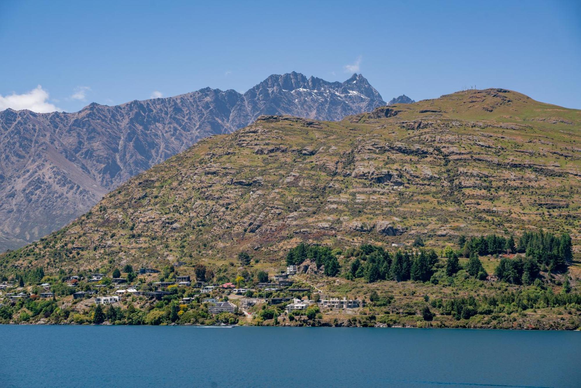 Lakefront Living At Remarkables Retreat - Eight 皇后镇 外观 照片