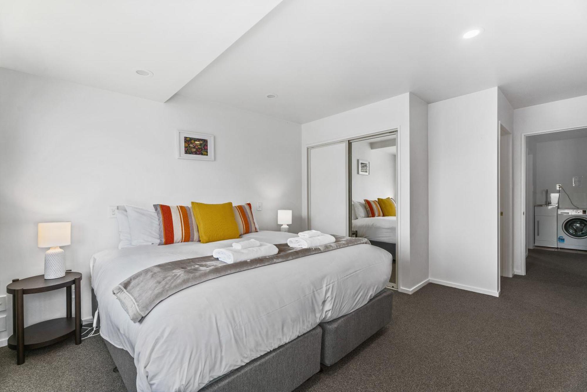 Lakefront Living At Remarkables Retreat - Eight 皇后镇 外观 照片