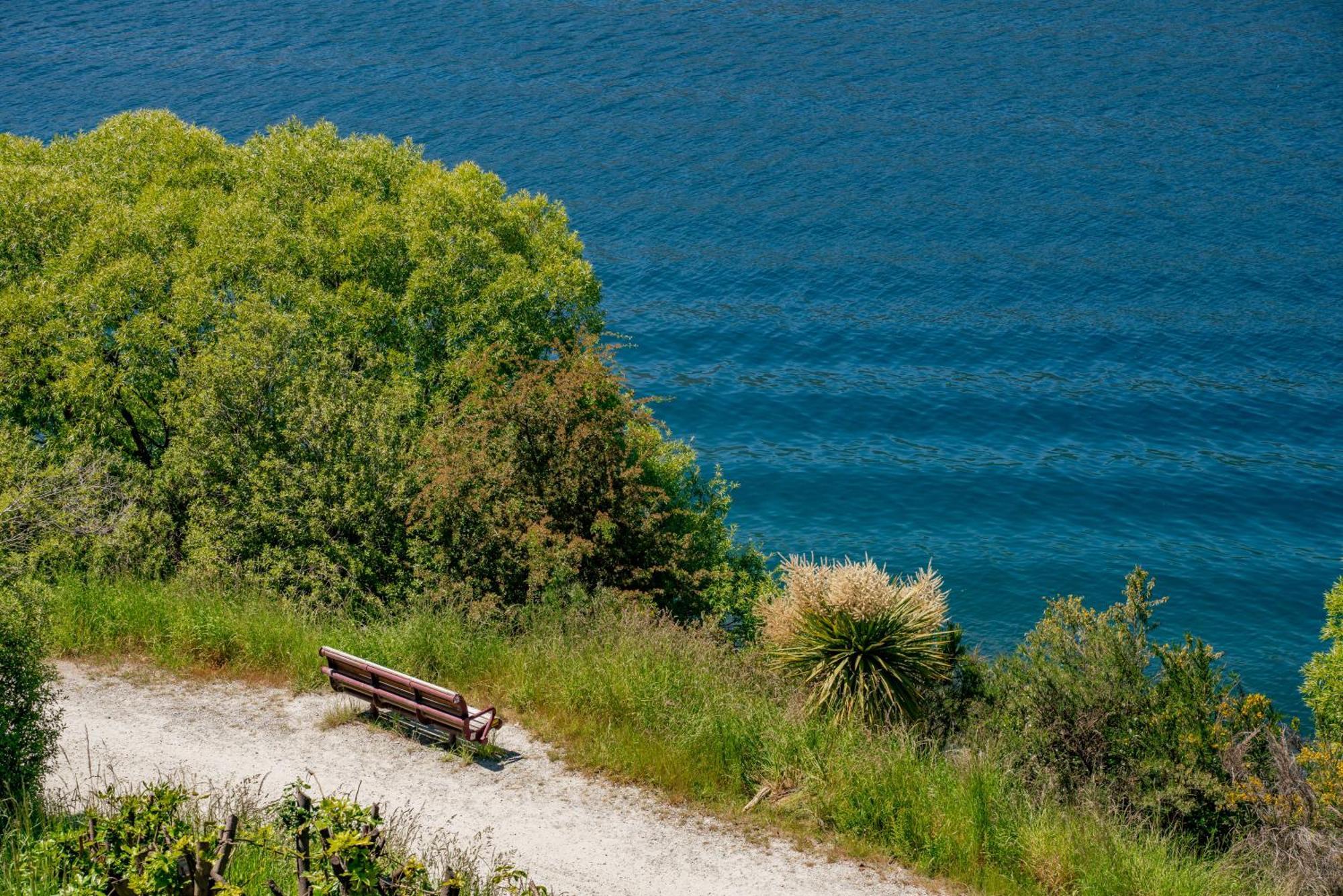 Lakefront Living At Remarkables Retreat - Eight 皇后镇 外观 照片
